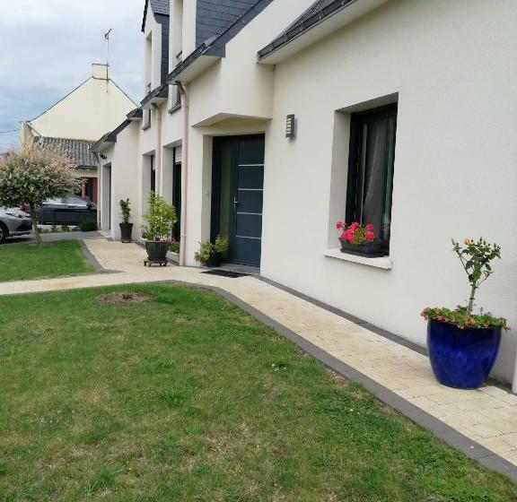 مبيت وإفطار Villa Lou Ann