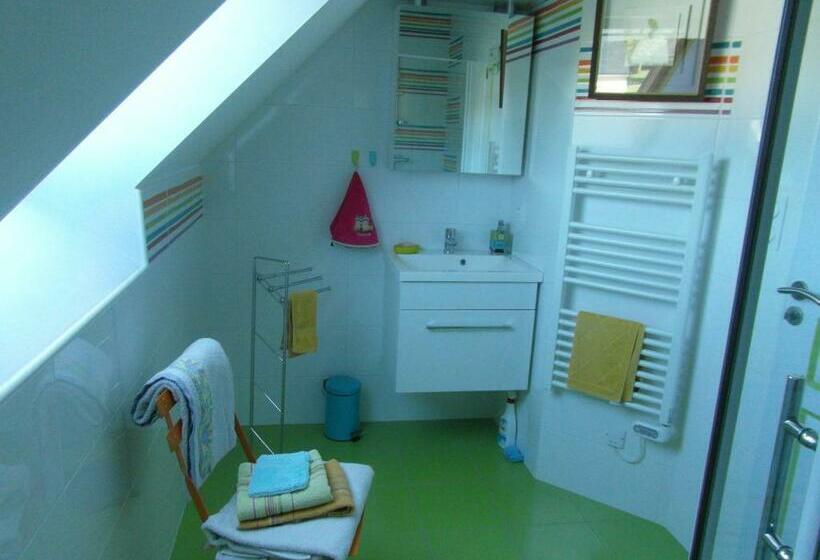 مبيت وإفطار Villa Lou Ann