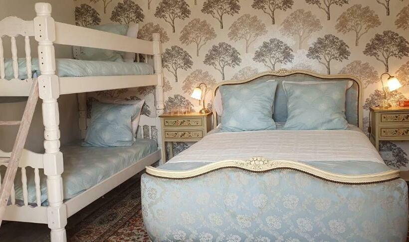 민박 Wisteria House