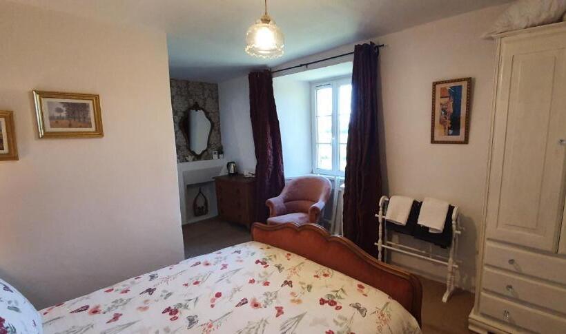 민박 Wisteria House