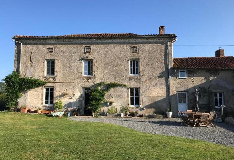 민박 Wisteria House