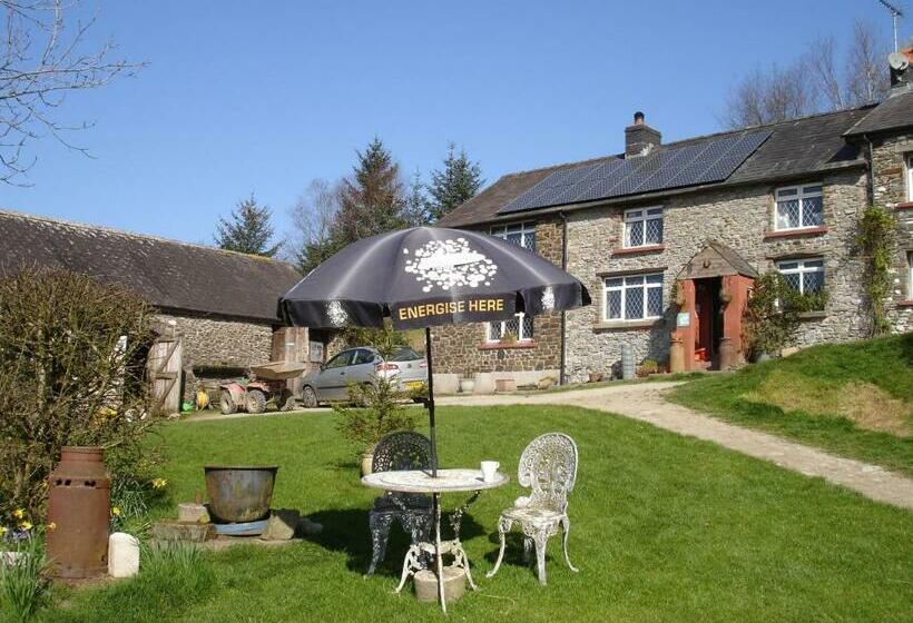 Five Saints Farmhouse B&b