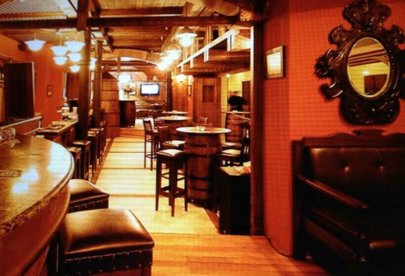 Gold City Private Apartment