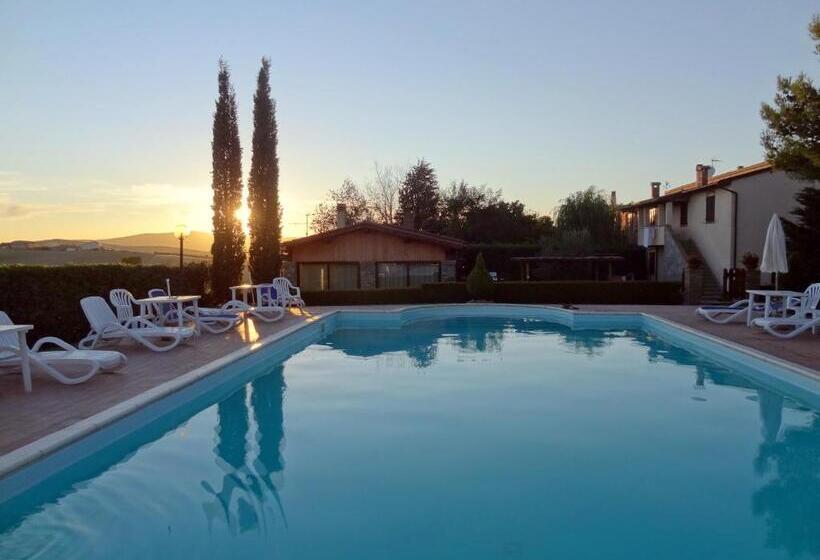 ホテル Agriturismo Bandinacci