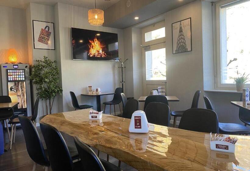 Отель Albergo Stazione