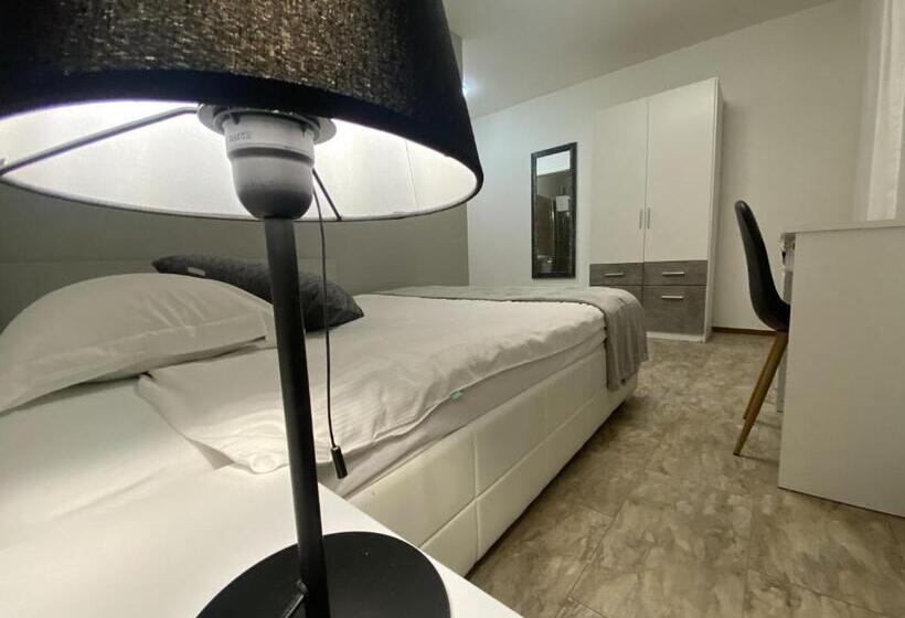 Отель Albergo Stazione