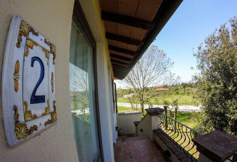 בית מלון כפרי Villa Enli