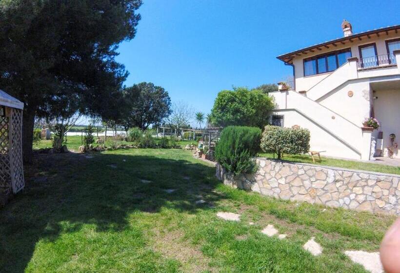 בית מלון כפרי Villa Enli