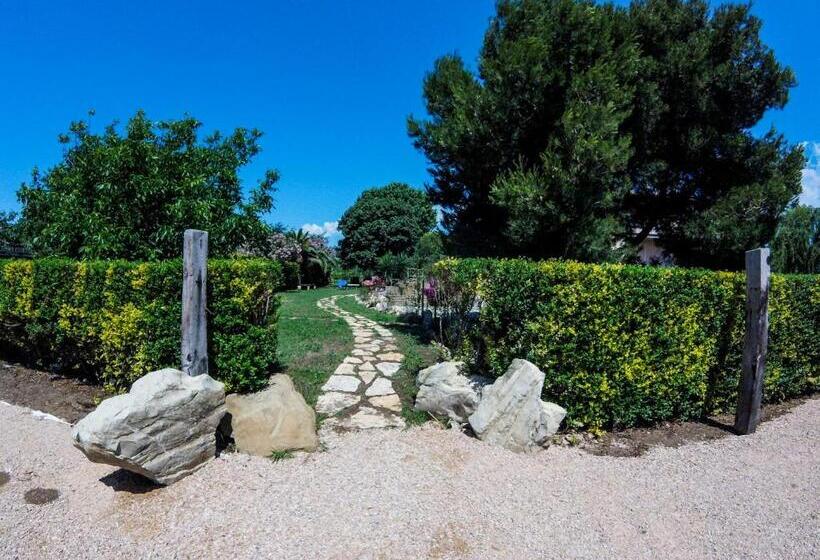 בית מלון כפרי Villa Enli