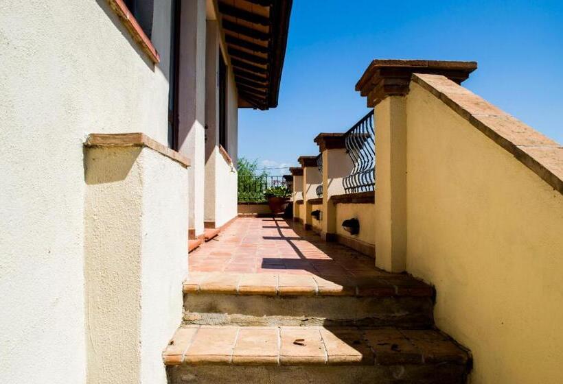 בית מלון כפרי Villa Enli