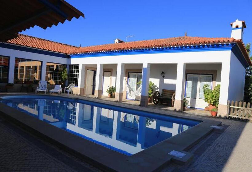 بنسيون A Palhota