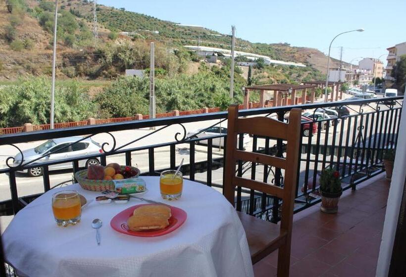 Pensión Algarrobeña