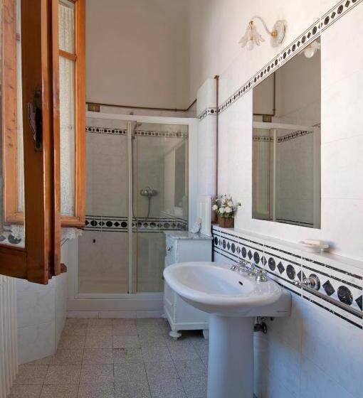 بنسيون Cosetta Guest House