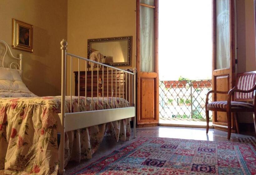 بنسيون Cosetta Guest House