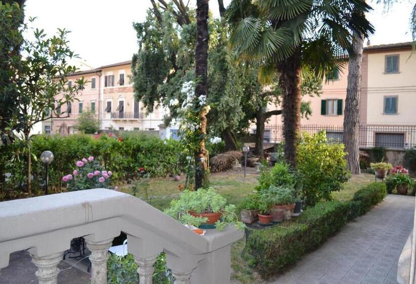 פנסיון Cosetta Guest House