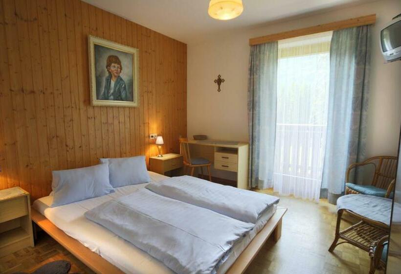 بنسيون Gästehaus Lienharterhof