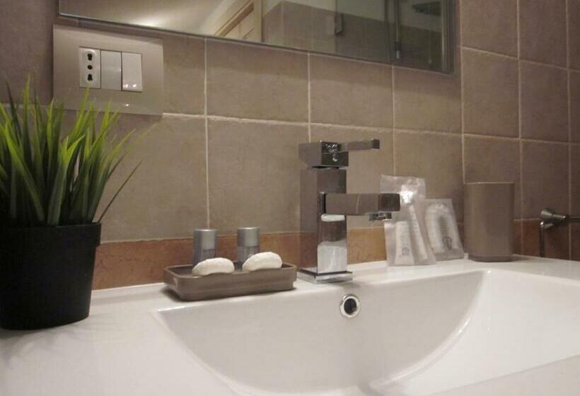 پانسیون Helios Assisi