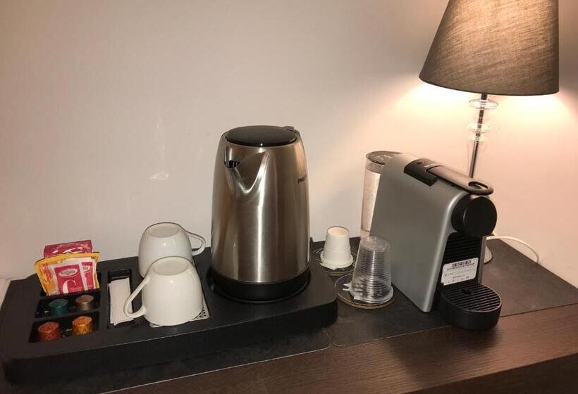 پانسیون Helios Assisi