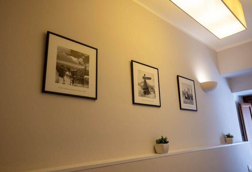 پانسیون Helios Assisi