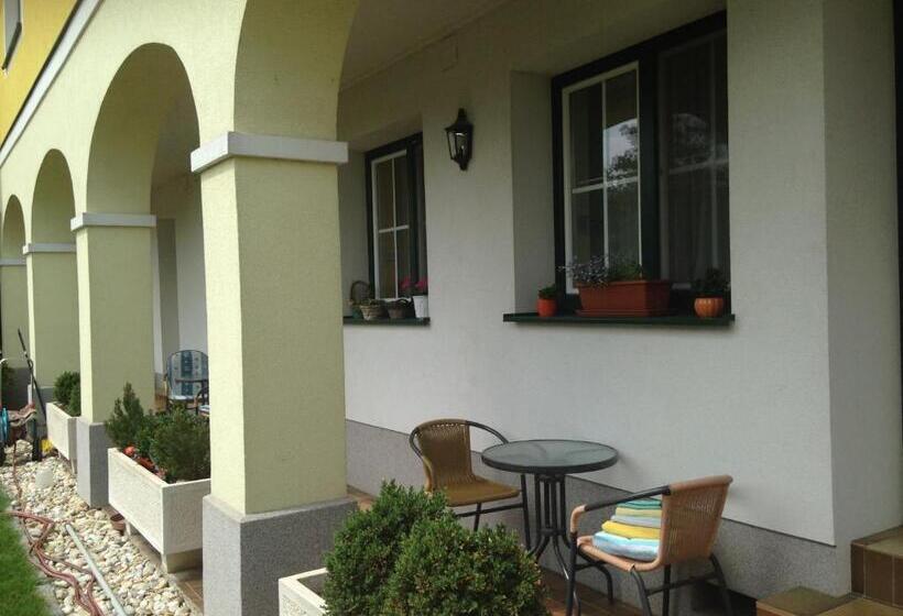 Пансион Nikolaushof