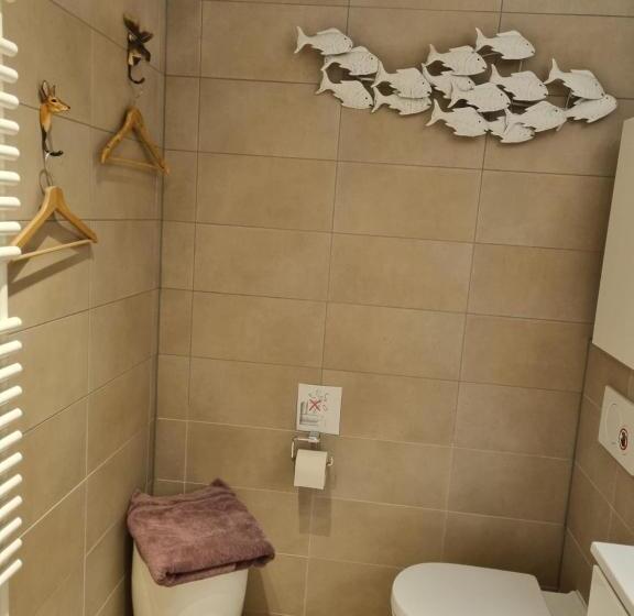 Pension Romantic Room In Brussels Sky