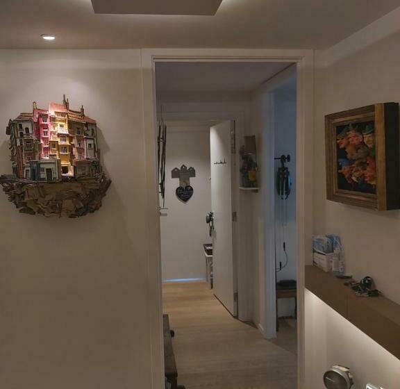 Pension Romantic Room In Brussels Sky