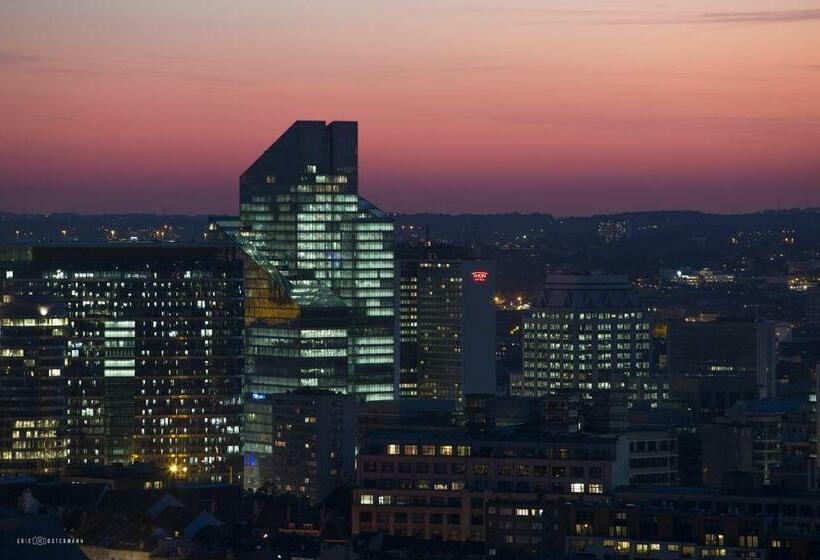 Pension Romantic Room In Brussels Sky