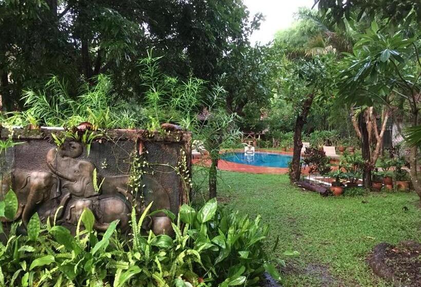 ペンション Sang Tong Huts