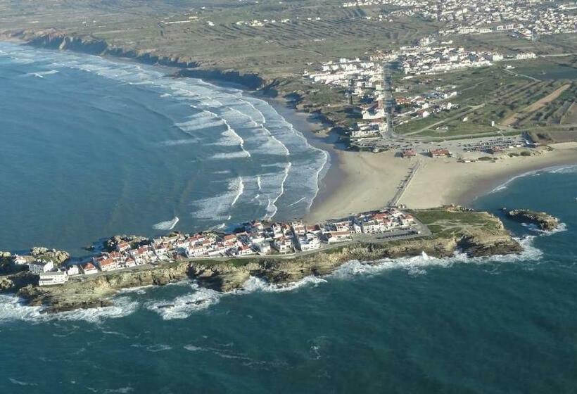 פנסיון Surfness Lodge