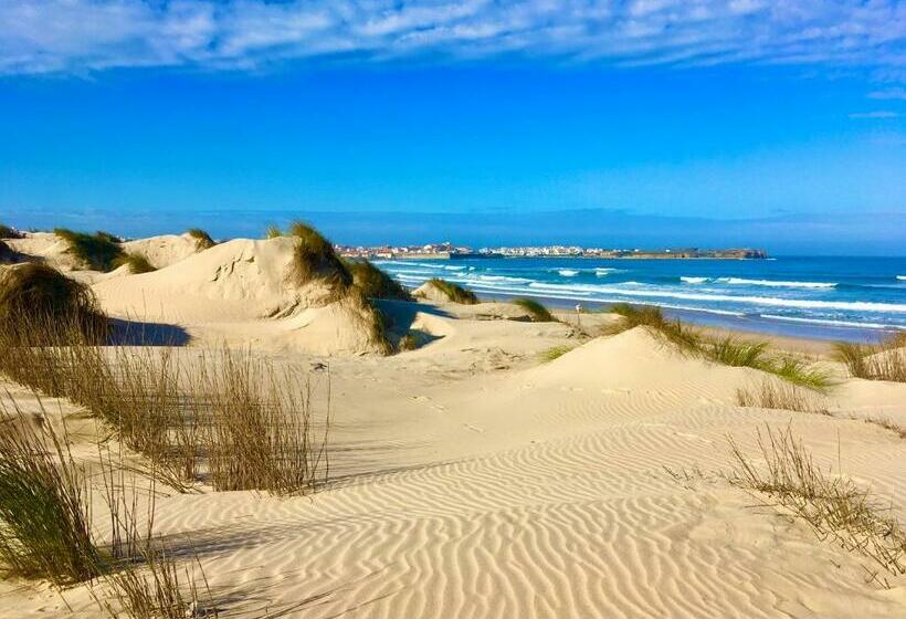 פנסיון Surfness Lodge