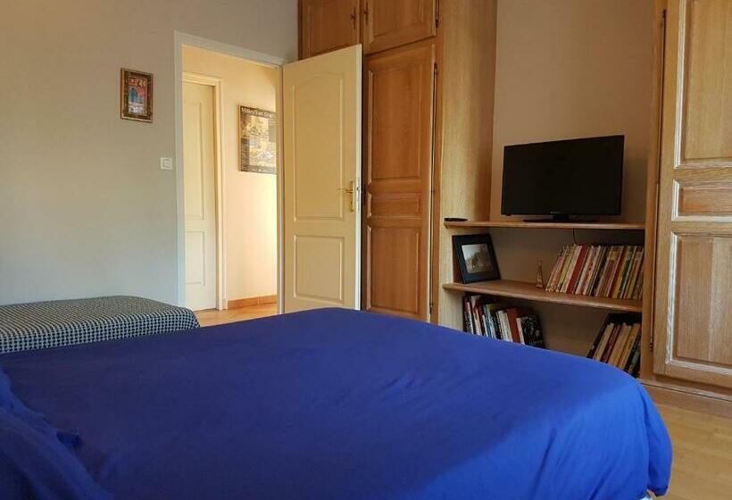 بنسيون Tartigousse