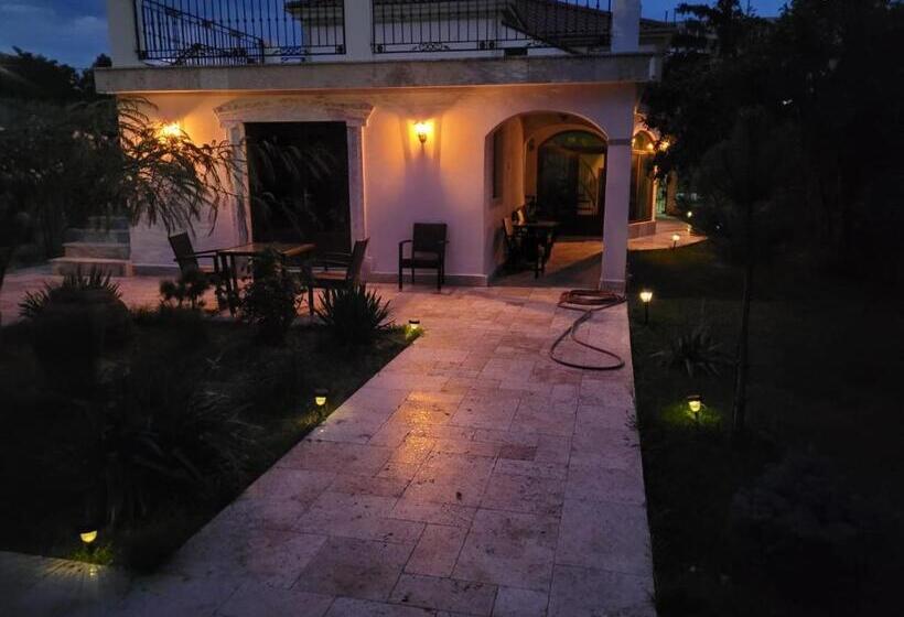 Пансион Vila Caviar