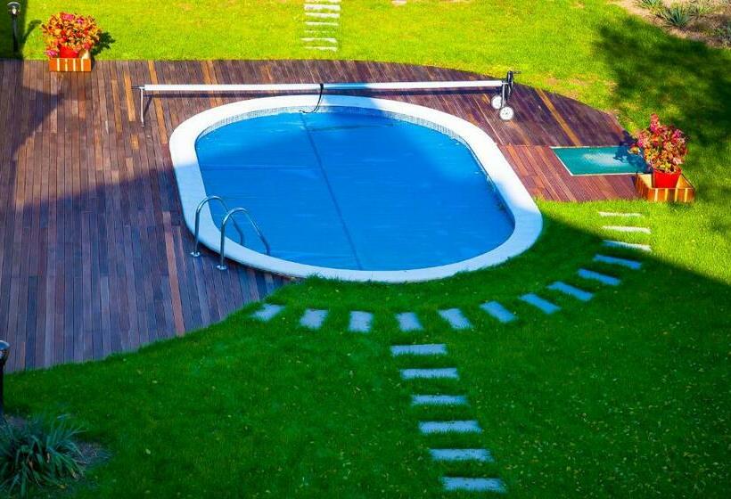 פנסיון Villa Don Maro