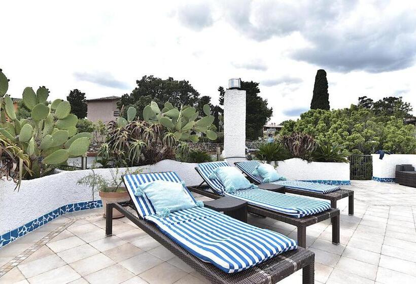 پانسیون Villa Minda Lodge & View