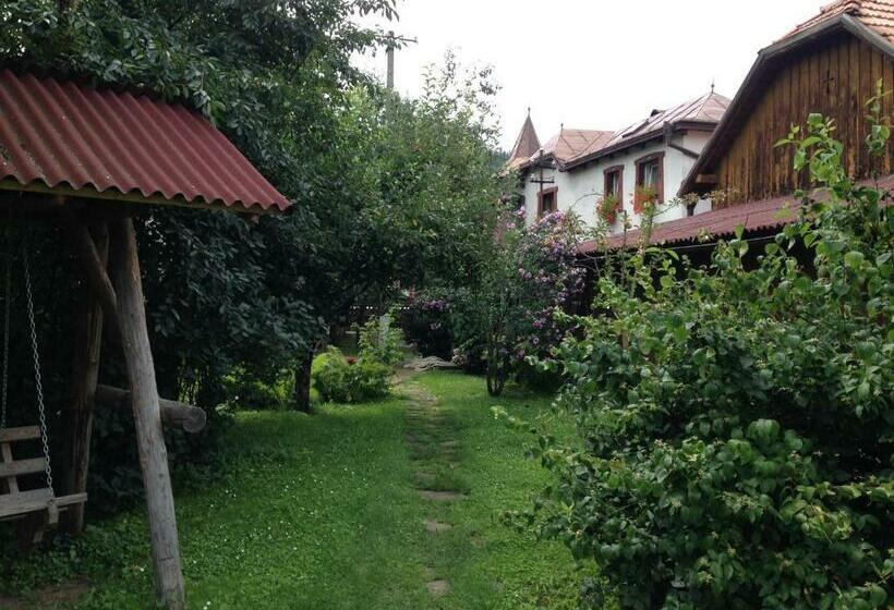 Pensiunea Casa Bianca   Bucovina
