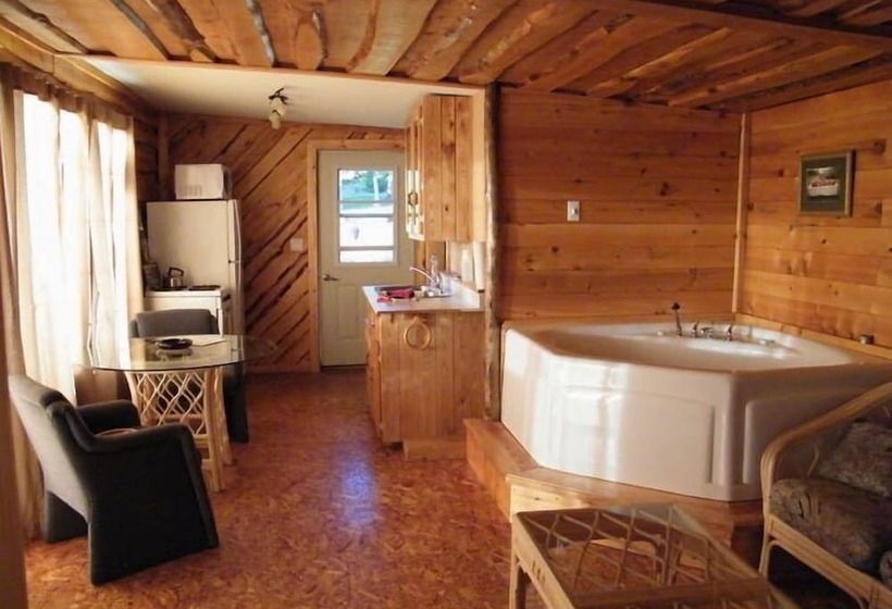 리조트 Mowat Landing Cottages