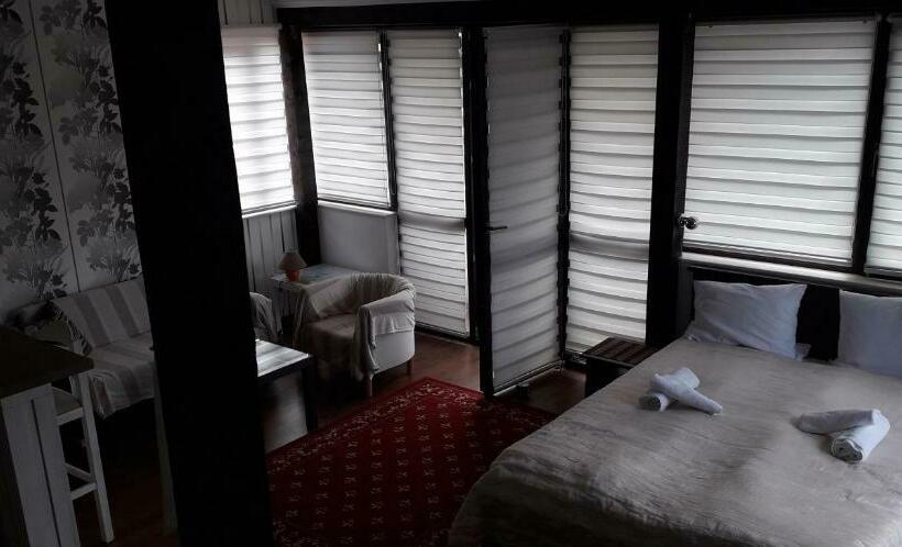 ユースホステル Kapana Plovdiv