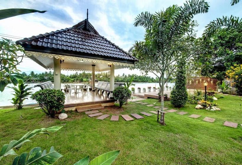 Baan Nam Pen Resort