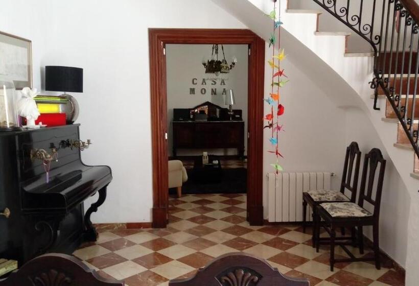 住宿加早餐  Casa Mona Turismo De Interior