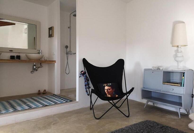 住宿加早餐  Casa Mona Turismo De Interior