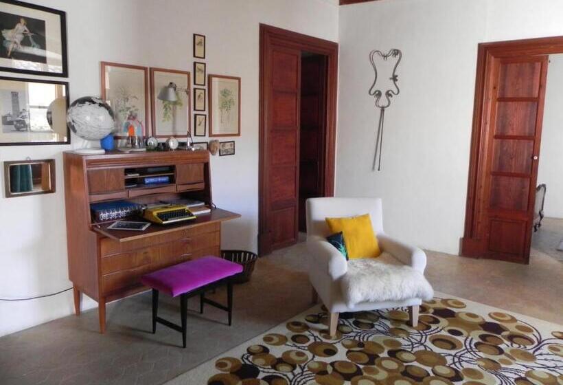 住宿加早餐  Casa Mona Turismo De Interior