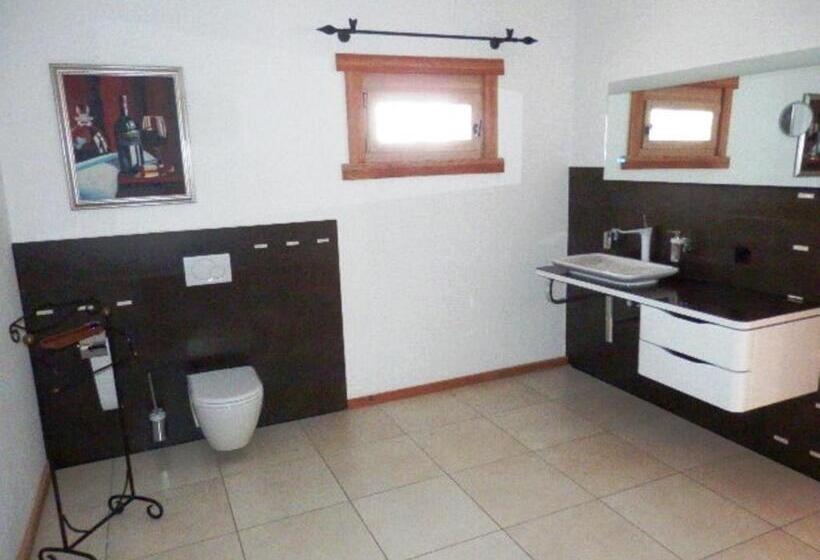 مبيت وإفطار Chalet Mund