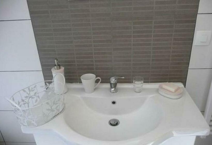 مبيت وإفطار Chambre D Hôte La Maison Du Mesnil