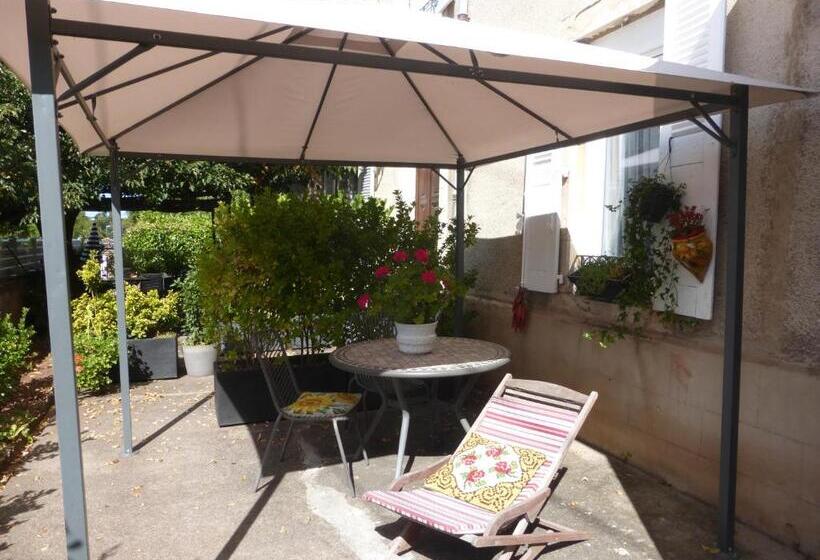 ベッドアンドブレックファースト Chambre D Hôtes Le Tilleul De Canac