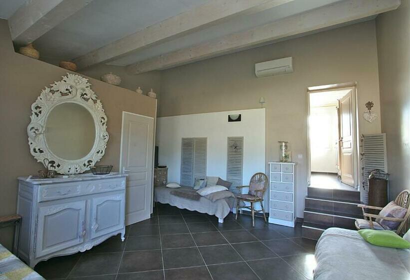 Bed and Breakfast La Bastide Des Sources