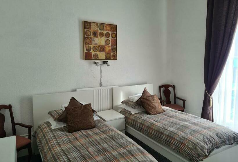 ベッドアンドブレックファースト Maon