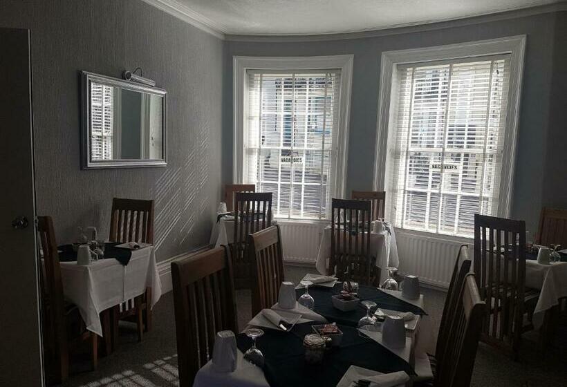 ベッドアンドブレックファースト Maon