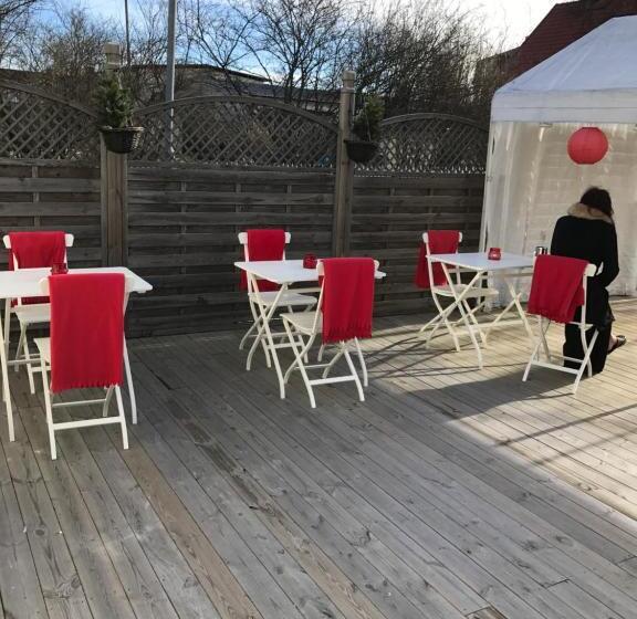 تختخواب و صبحانه Norrgården I Sandviken