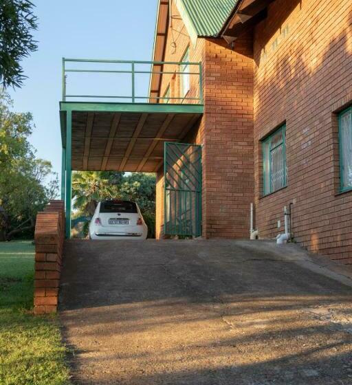 住宿加早餐  Olive Tree Farm