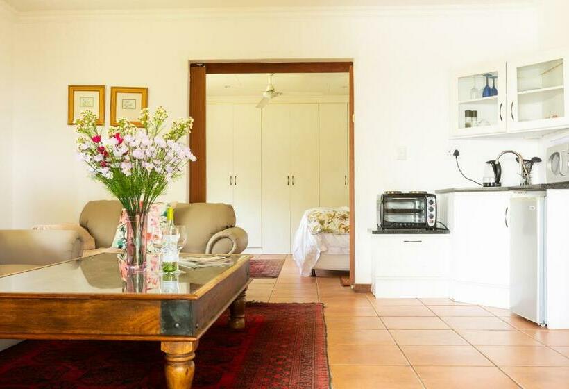 住宿加早餐  Olive Tree Farm